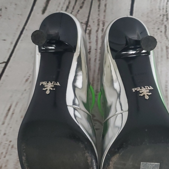 Prada - Picture 14 of 14